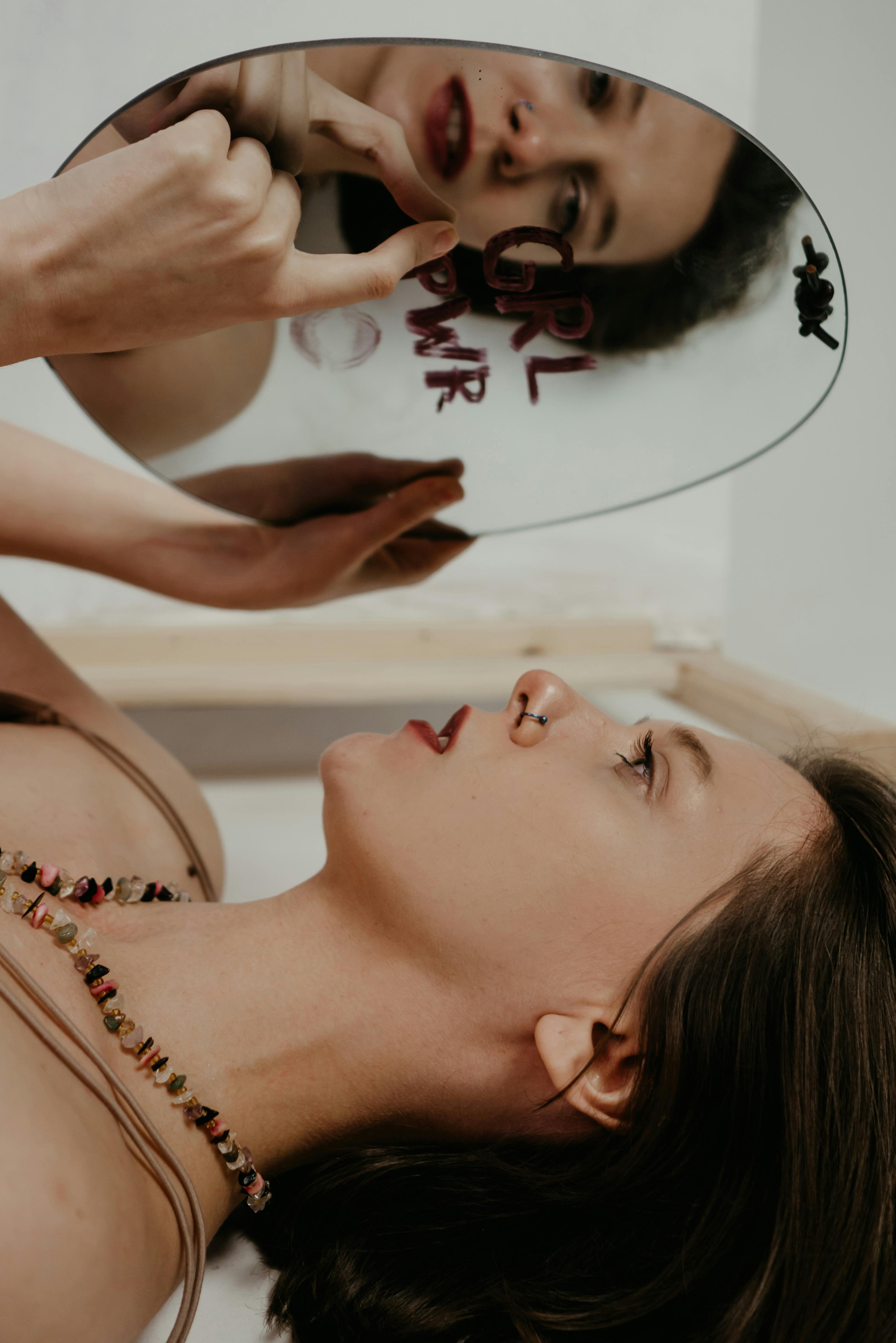 明亮的影视推荐画面